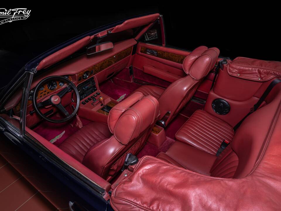 Imagen 8/9 de Aston Martin V8 Volante (1982)