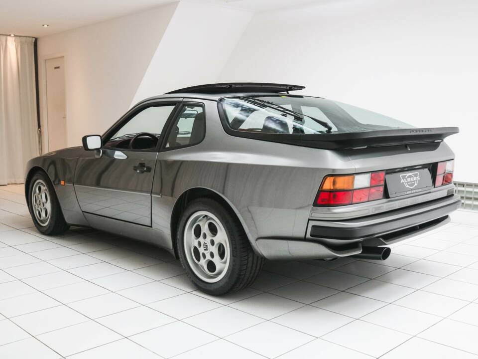 Bild 3/19 von Porsche 944 Turbo (1988)