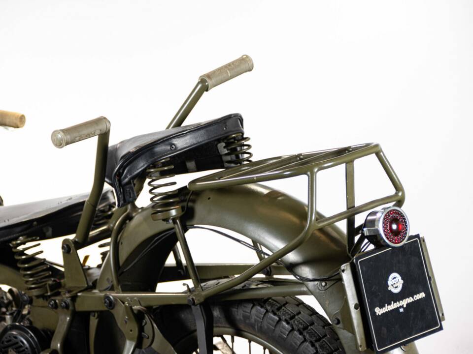 Bild 14/50 von Moto Guzzi DUMMY (1943)