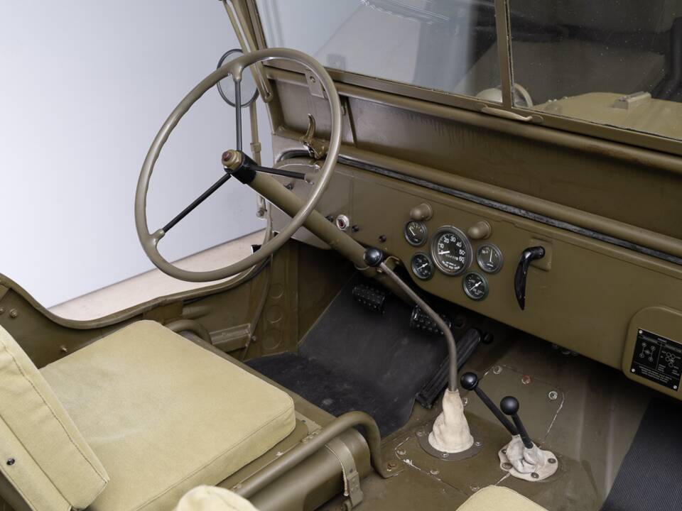 Image 20/35 of Jeep Willys-Overland CJ-3A (1944)