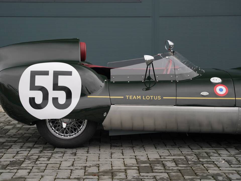 Image 9/50 of Westfield Eleven Sports (2020)