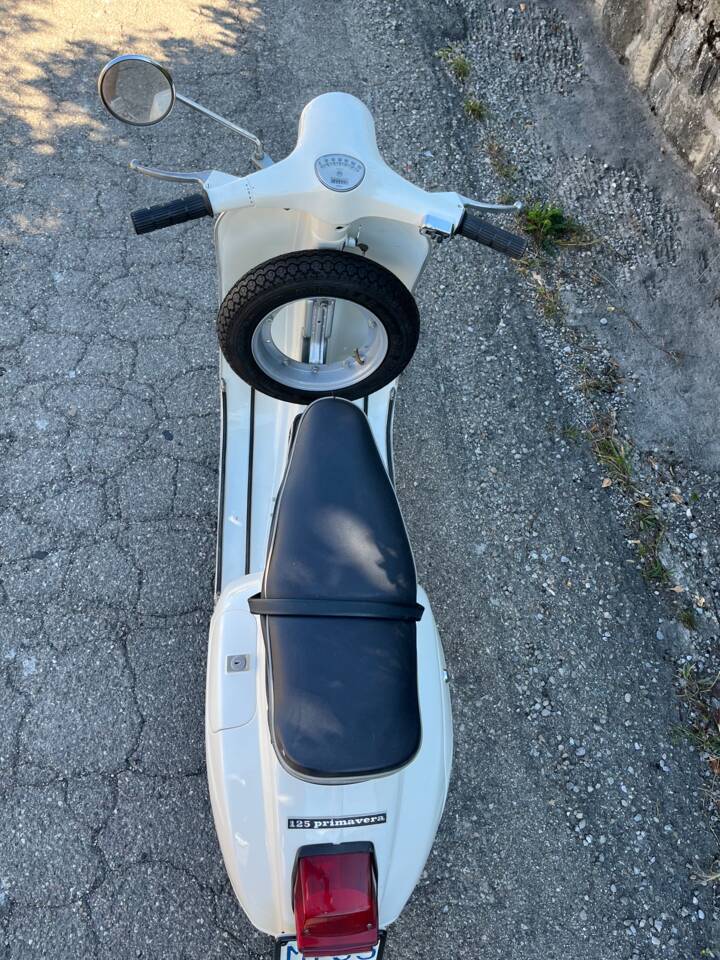 Immagine 5/6 di Piaggio Vespa 125 Primavera (1973)