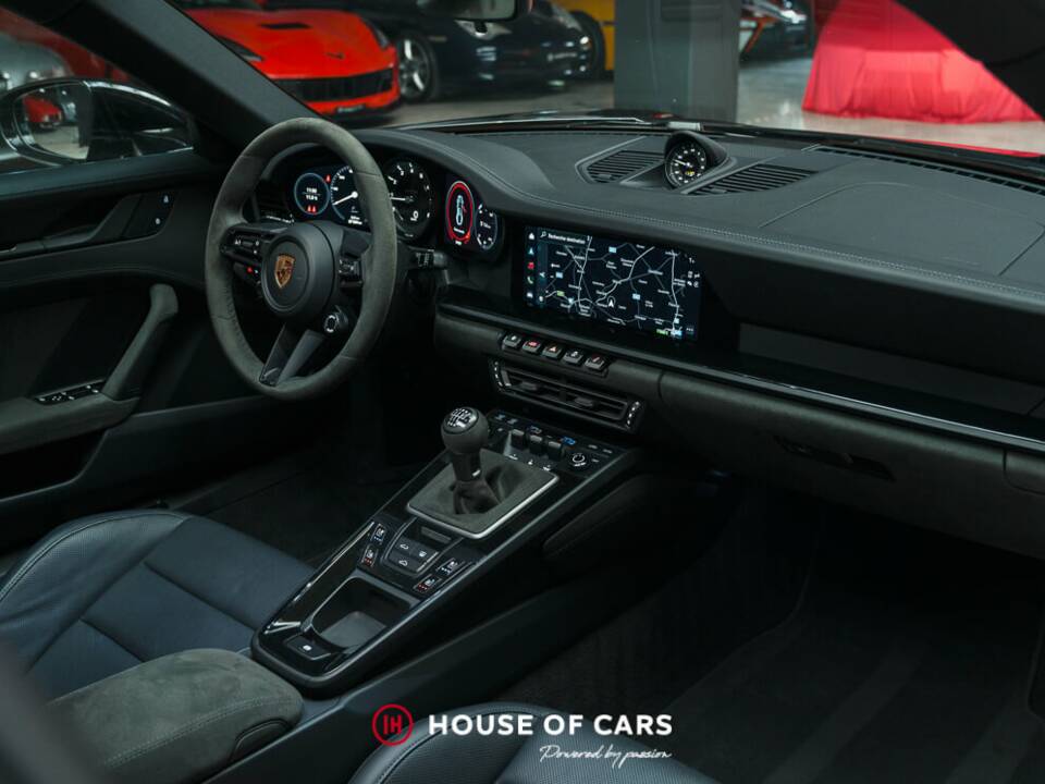 Immagine 16/23 di Porsche 911 Carrera GTS (2022)