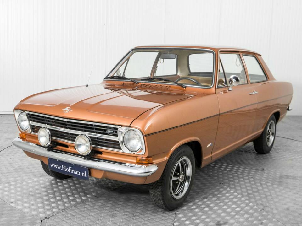 Imagen 18/50 de Opel Kadett 1,2 S (1972)