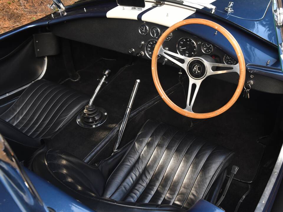 Image 4/50 de AC Cobra 427 (1999)