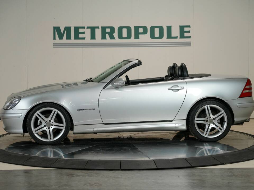 Image 44/50 of Mercedes-Benz SLK 230 Kompressor (2001)