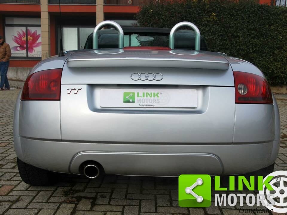 Image 5/10 de Audi TT 1.8 T (2000)