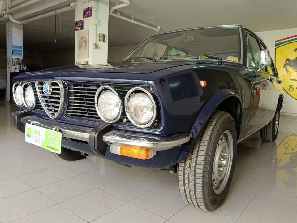 Image 47/50 de Alfa Romeo Alfetta 1.6 (1979)