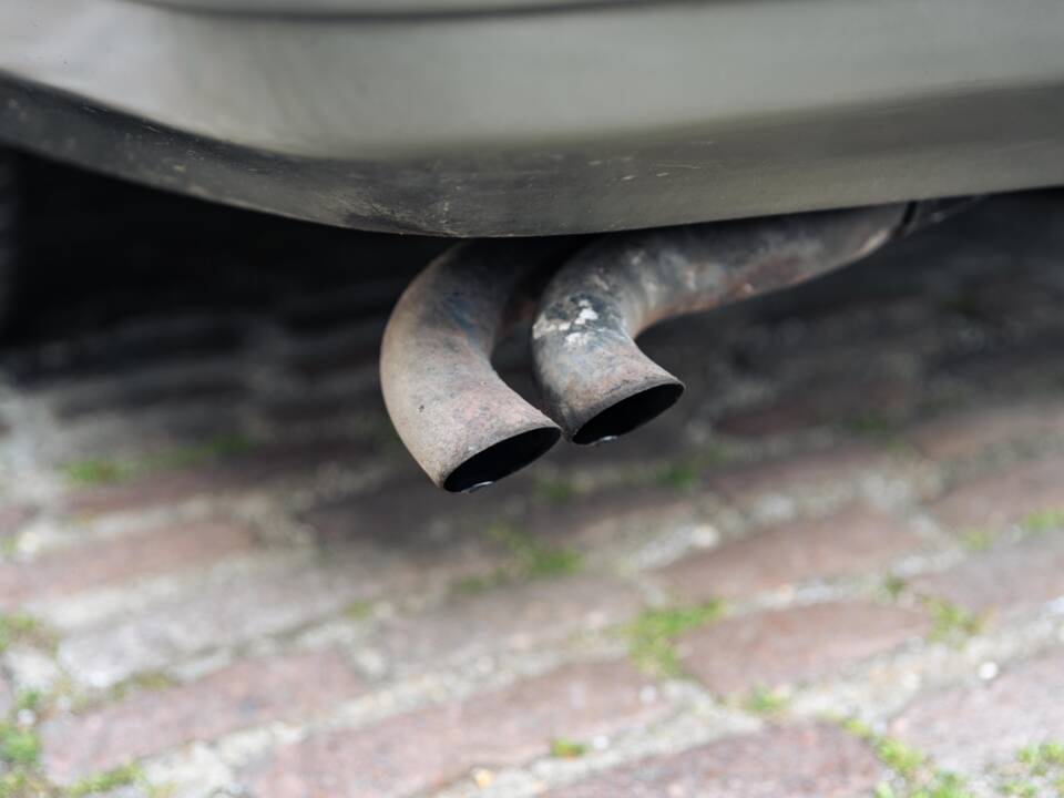 Image 45/50 of Mercedes-Benz 500 SEL (1984)