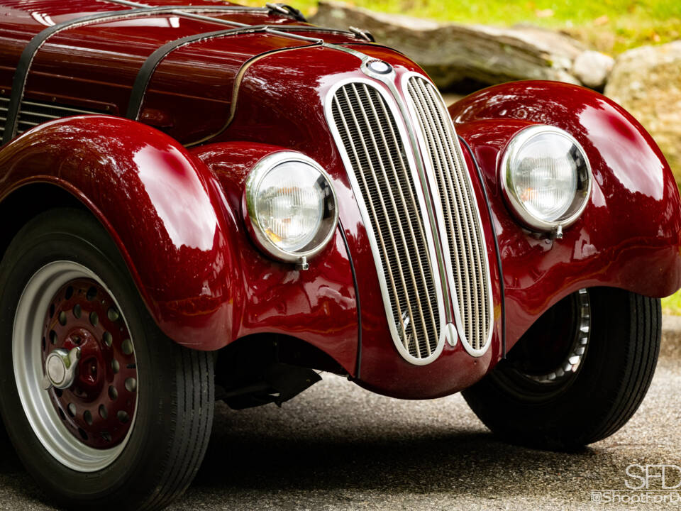 Image 17/47 of BMW 328 (1937)