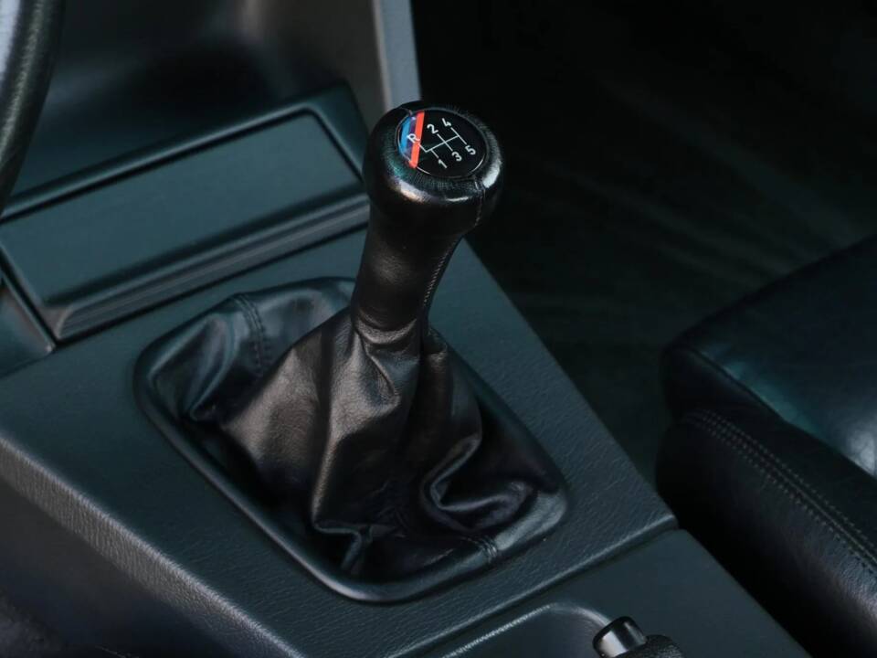 Bild 15/25 von BMW M3 (1990)