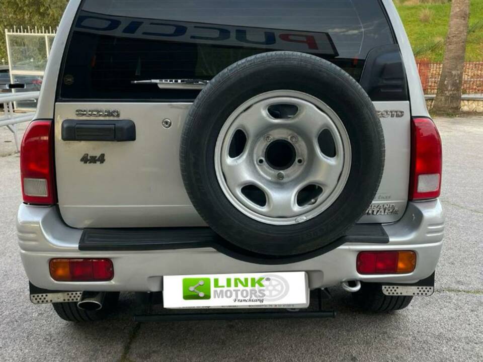 Imagen 7/10 de Suzuki Grand Vitara 2.0 TDI (1999)