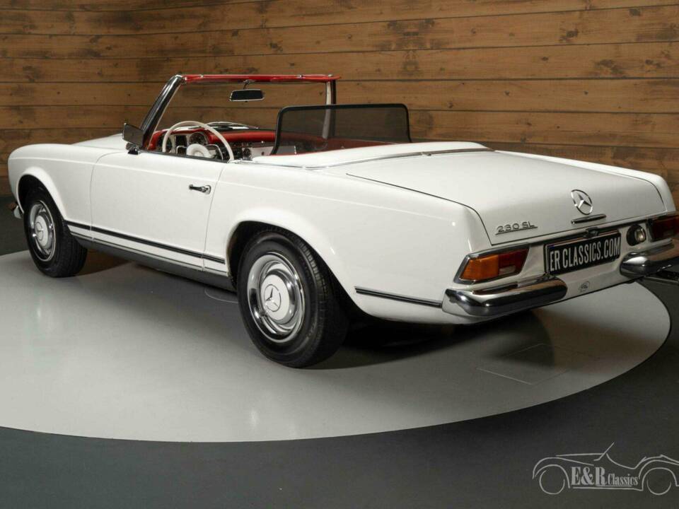 Image 8/19 de Mercedes-Benz 230 SL (1965)