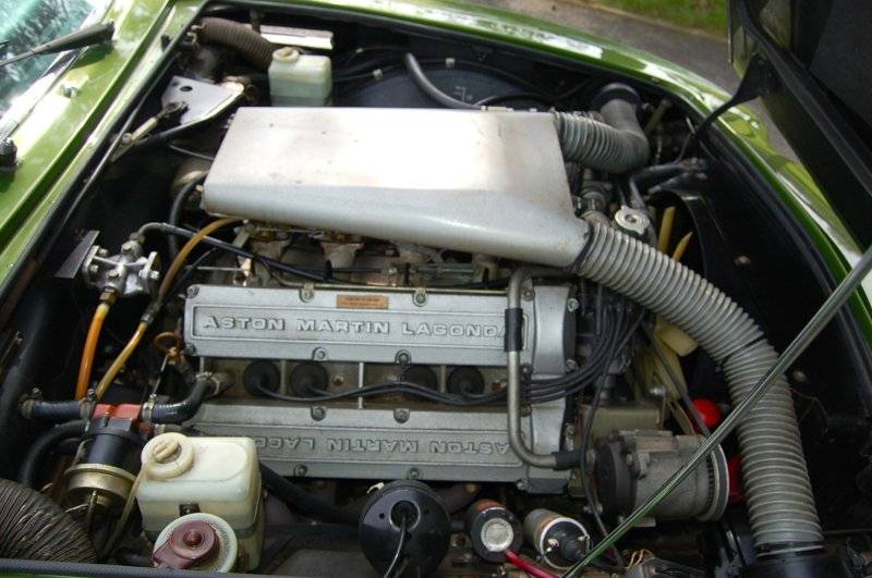 Image 27/33 of Aston Martin V8 Volante (1981)