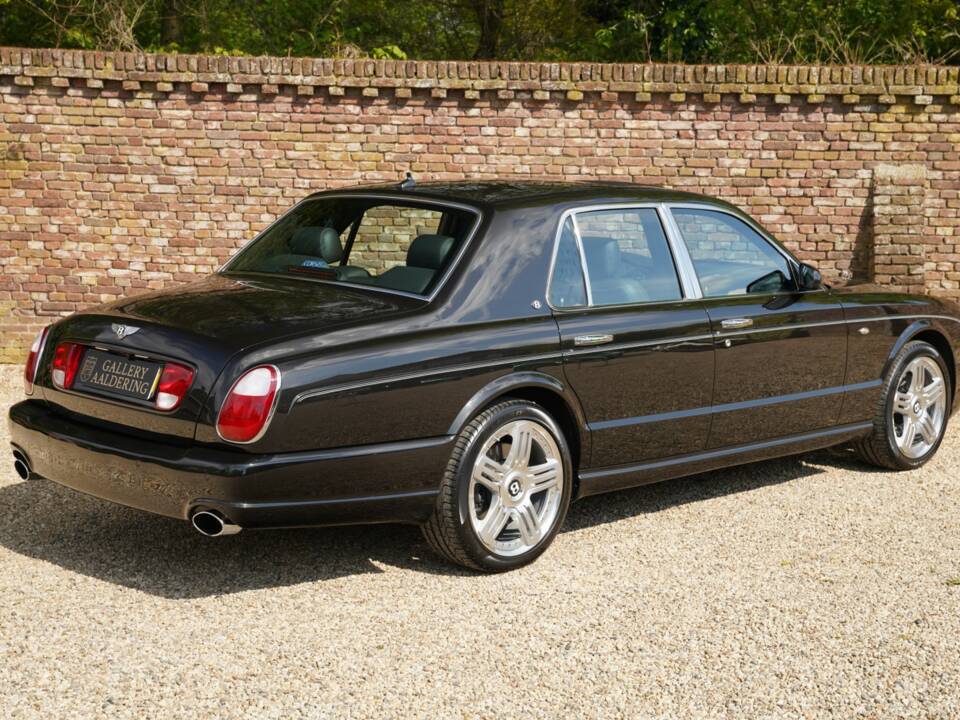 Image 38/50 of Bentley Arnage T (2007)