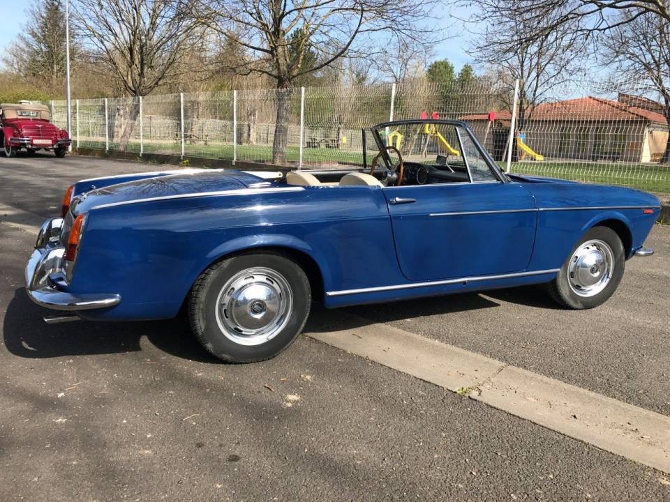 Image 2/4 of FIAT 1200 Convertible (1960)