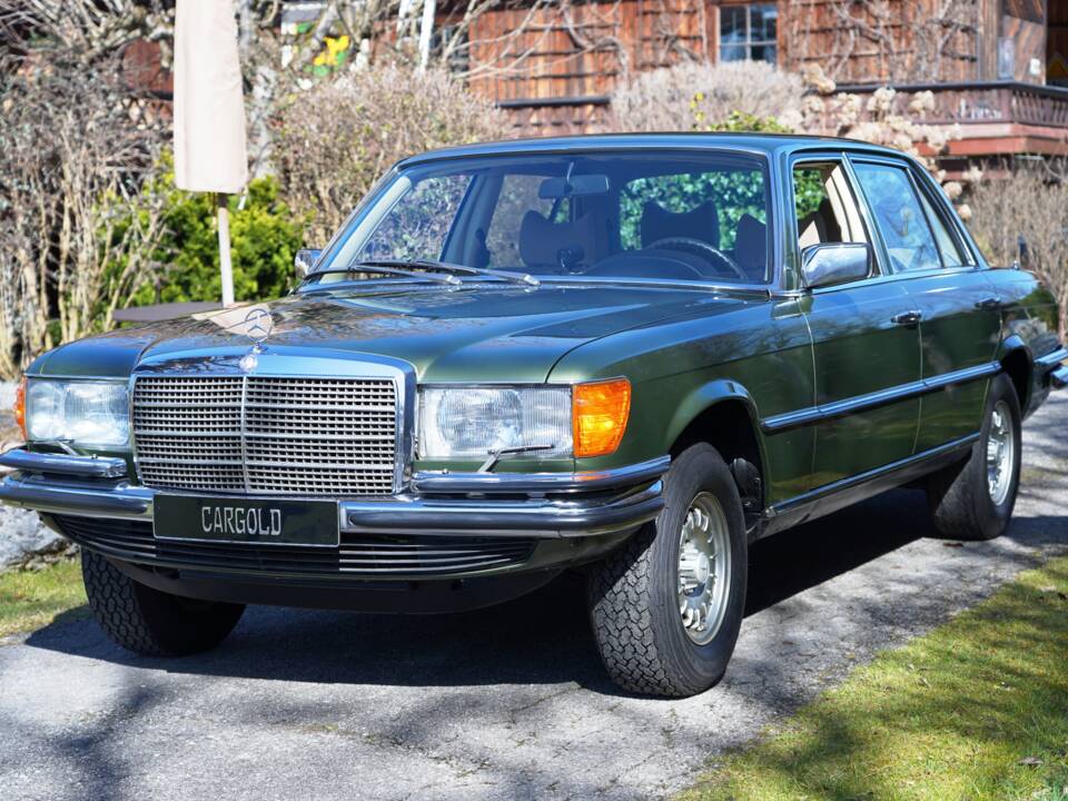 Afbeelding 8/16 van Mercedes-Benz 450 SEL 6,9 (1980)