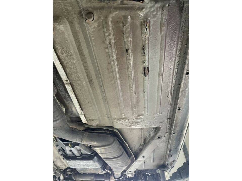 Bild 29/36 von Mercedes-Benz 560 SL (1986)