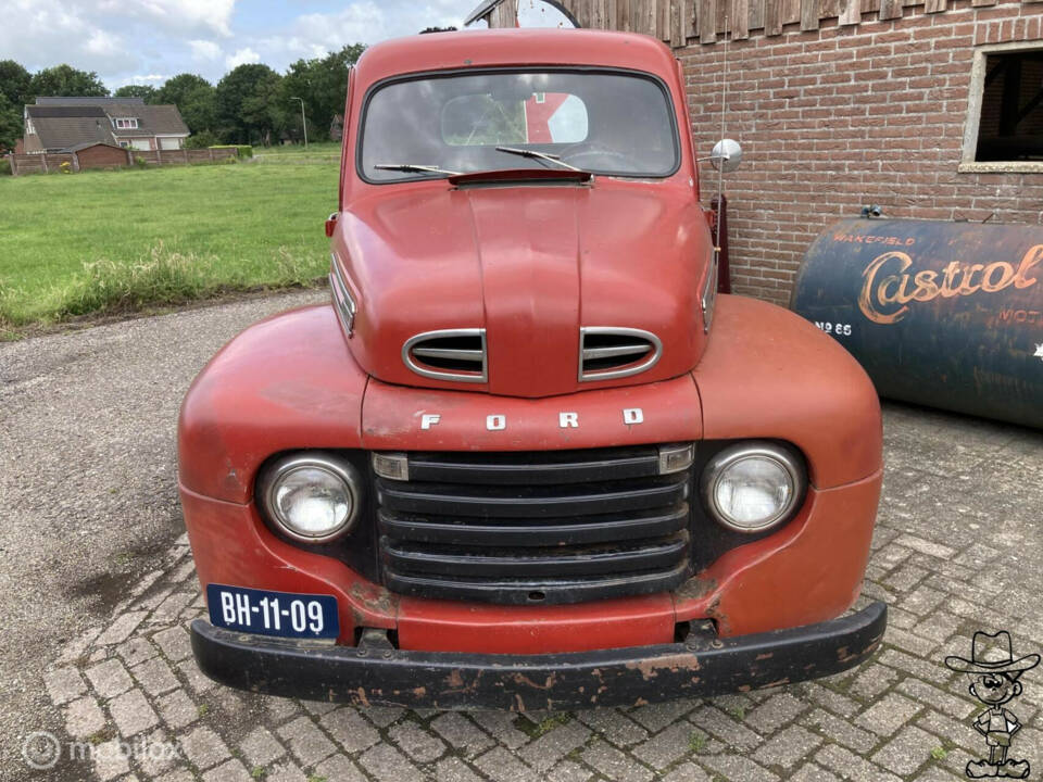 Image 9/31 of Ford F-1 (1949)