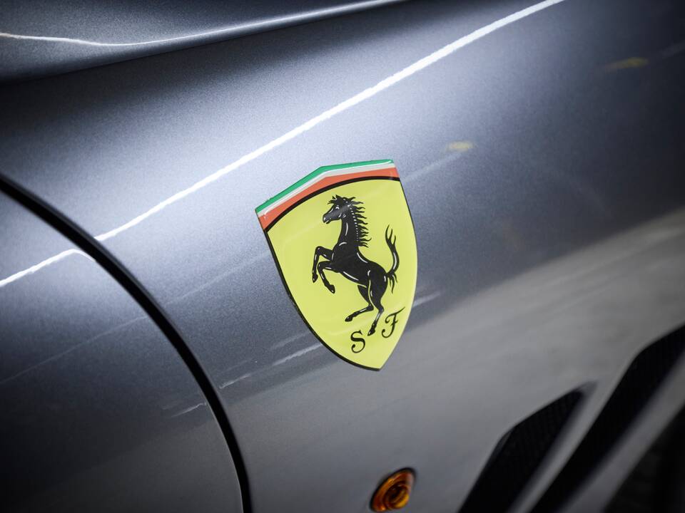 Bild 46/98 von Ferrari 550 Maranello (1998)