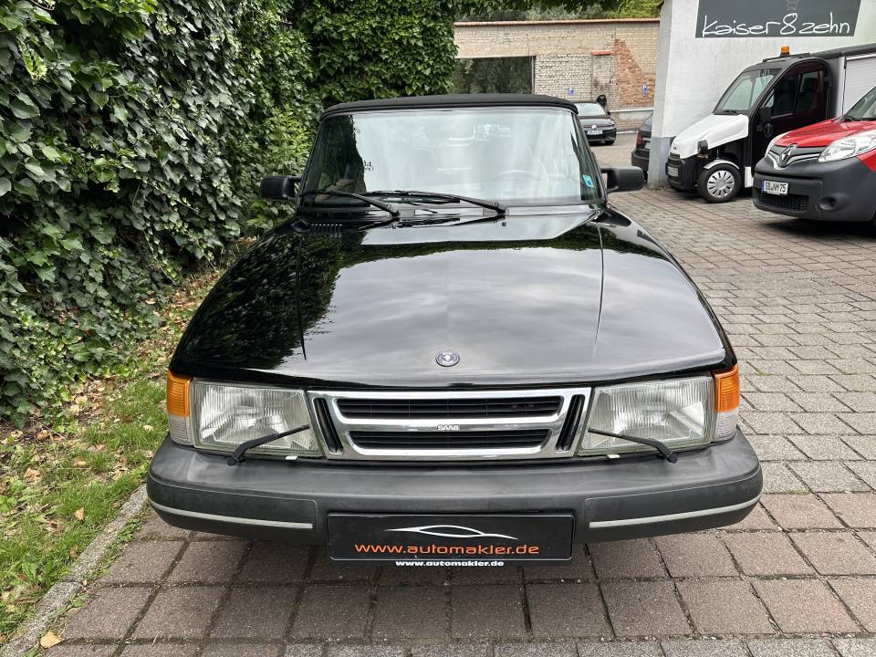 Image 12/26 de Saab 900 2.1 i 16V (1991)