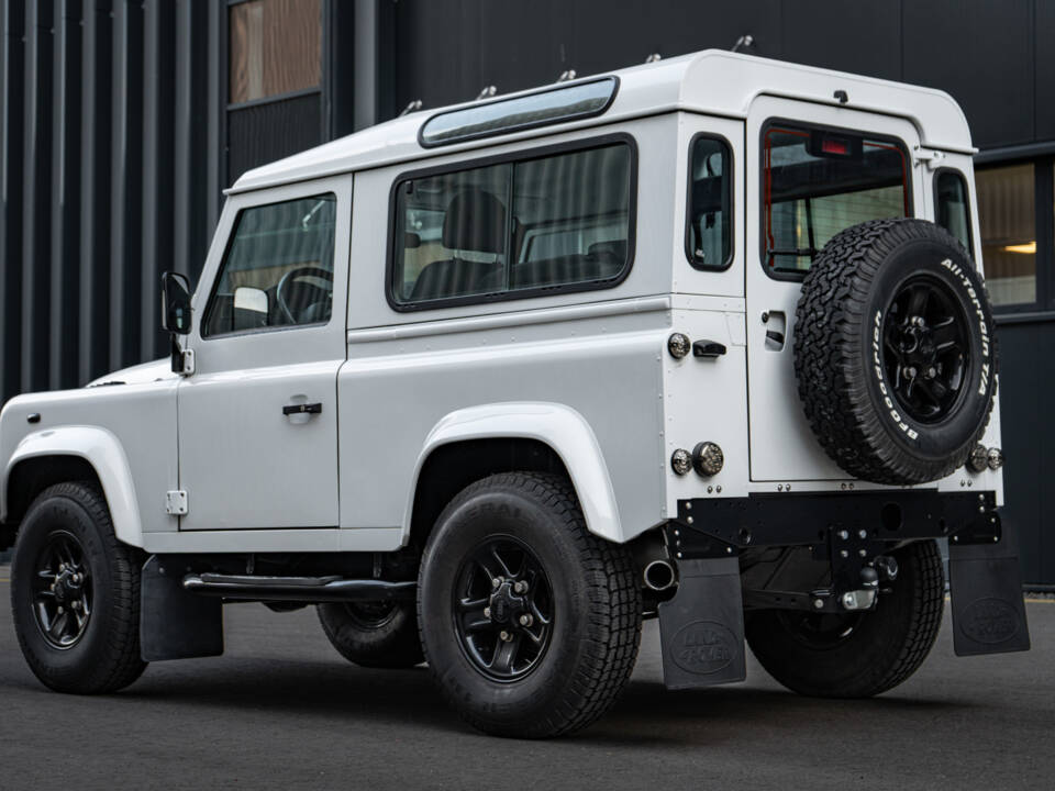 Image 21/66 of Land Rover Defender 90 TD4 (2007)