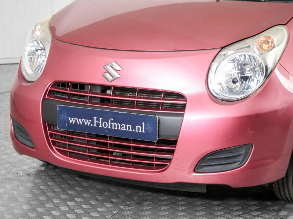 Image 18/48 of Suzuki Alto (2010)