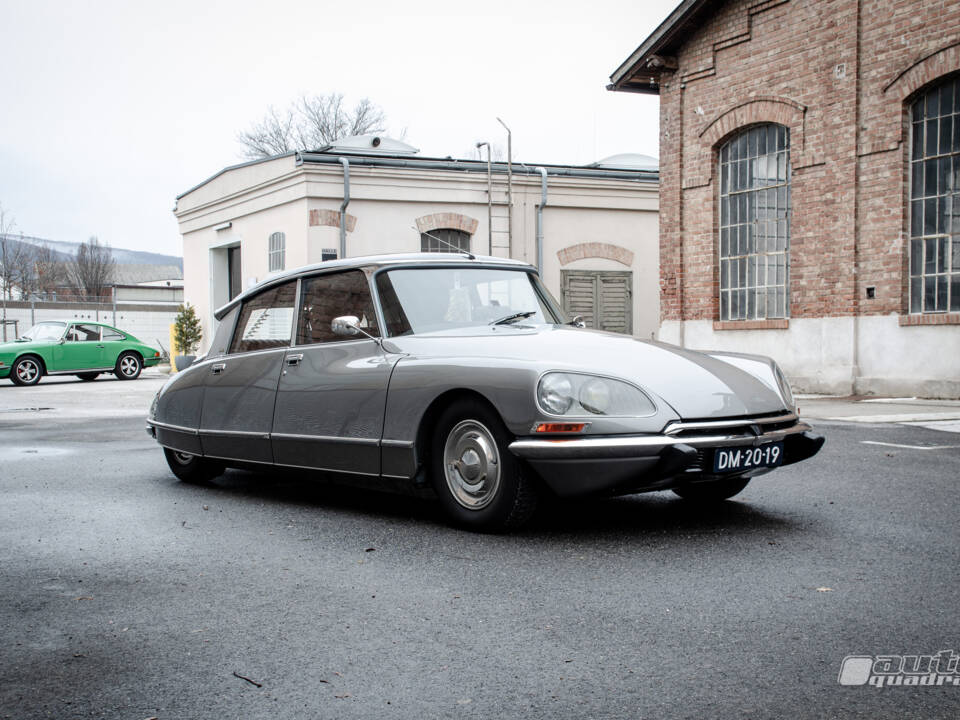 Imagen 9/10 de Citroën DS 21 Pallas (1972)