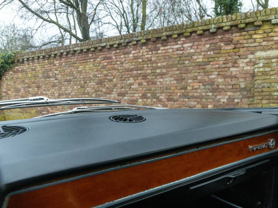 Image 50/50 de Alfa Romeo Giulia GT 1300 Junior (1972)