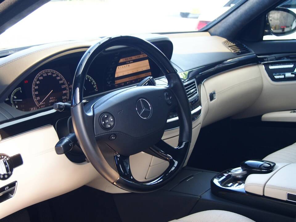 Bild 31/35 von Mercedes-Benz S 600 L (2008)