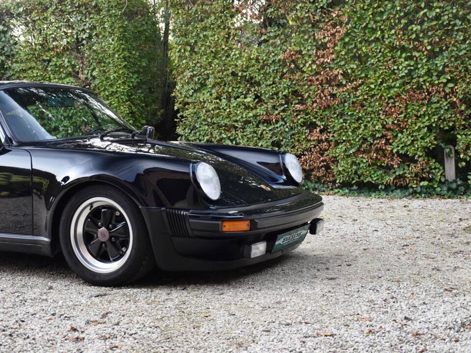 Image 19/41 of Porsche 911 Turbo 3.3 (1978)