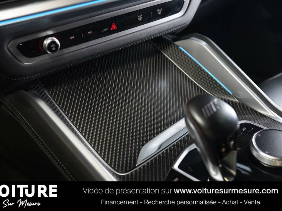 Image 15/50 de BMW XM (2023)