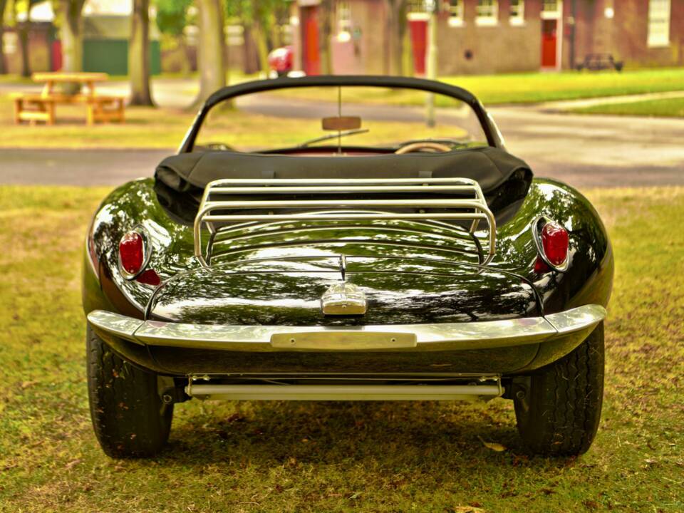 Image 13/50 of Jaguar XK-SS (1967)