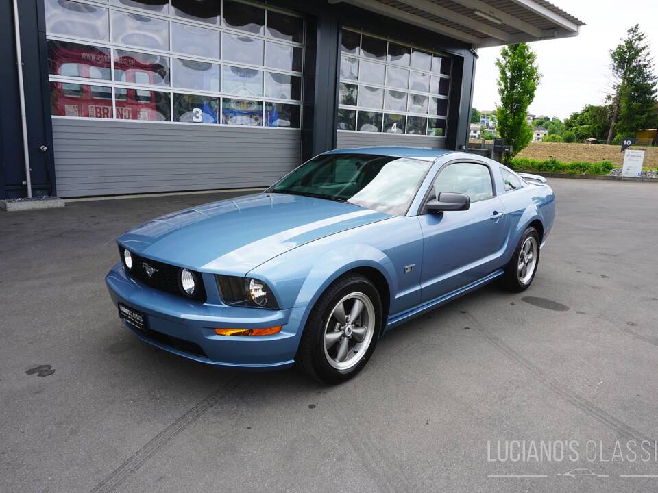 Bild 2/63 von Ford Mustang GT (2005)