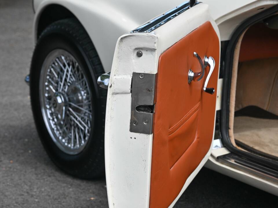 Imagen 24/50 de Daimler SP 250 (1960)