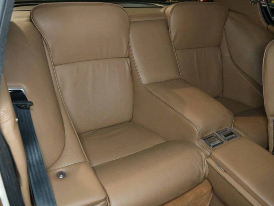 Image 23/50 of Jensen Interceptor  MK III (1974)