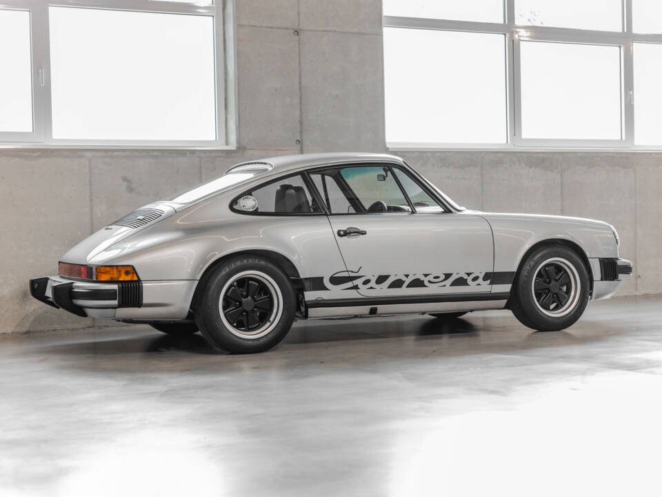 Image 4/9 of Porsche 911 Carrera 2.7 (1974)