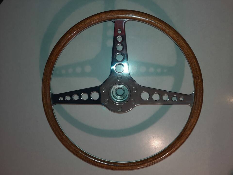 Image 71/74 of Jaguar E-Type 3.8 Flat Floor (1961)