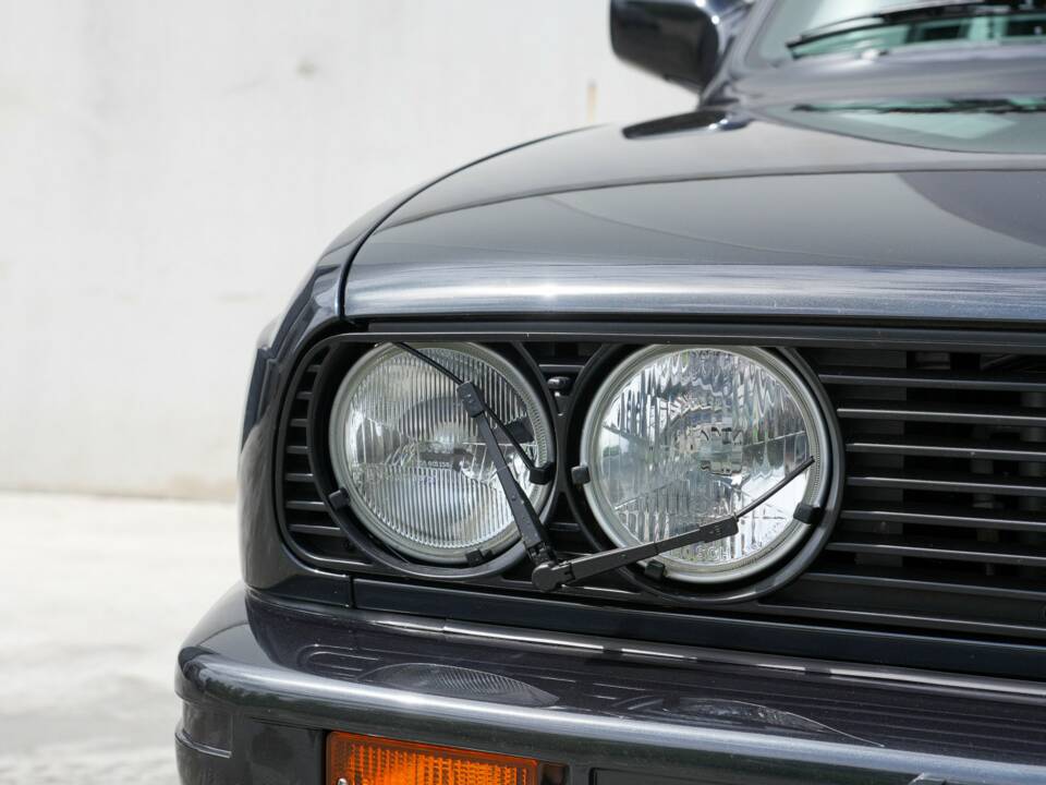 Image 22/34 de BMW M3 (1986)