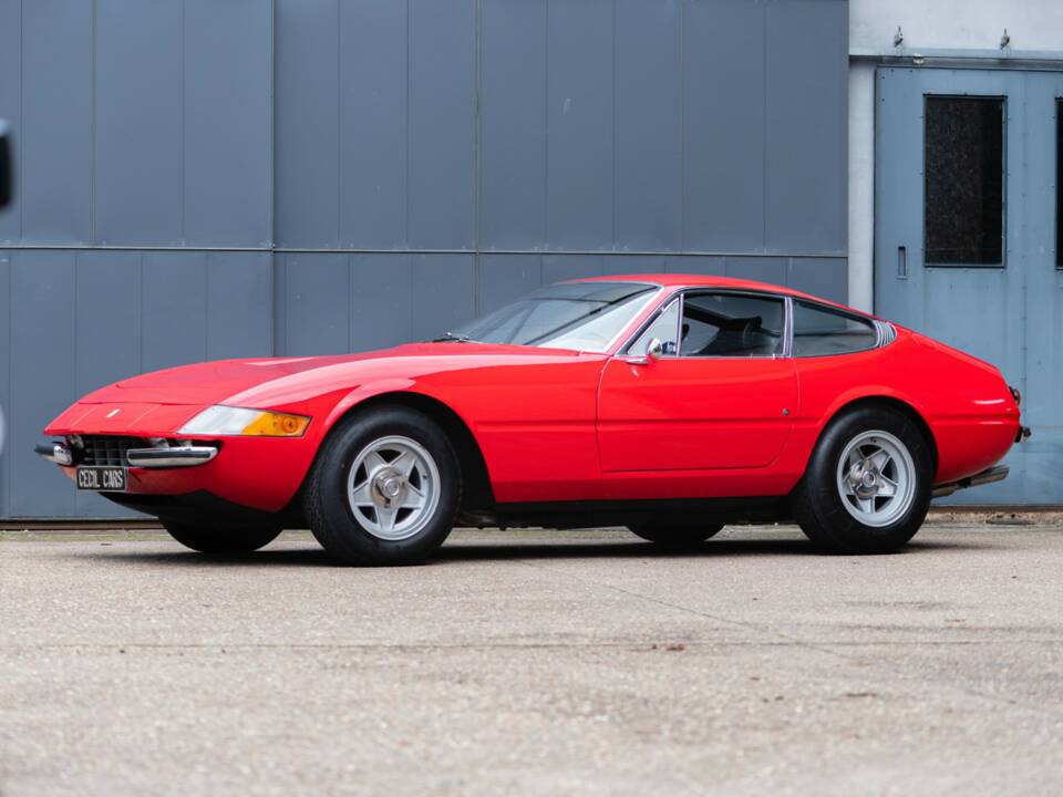 Image 1/50 de Ferrari 365 GTB/4 Daytona (1973)