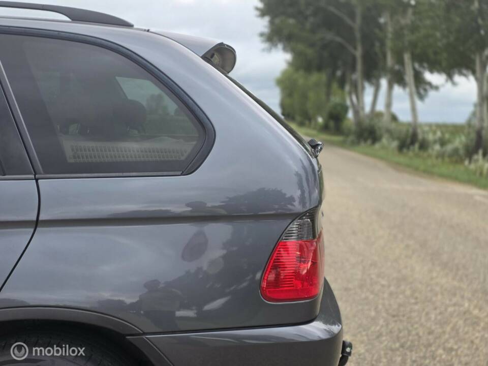Bild 4/46 von BMW X5 3.0i (2003)