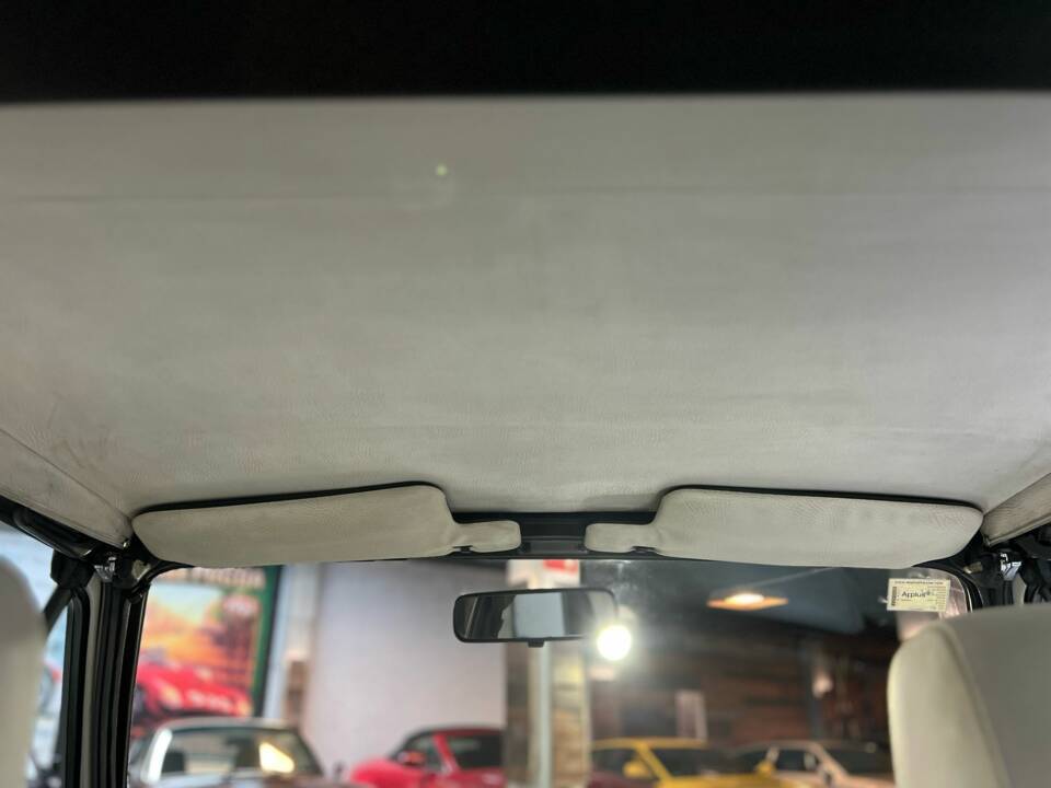 Immagine 19/68 di Volkswagen Golf III GTI 2.0 (1993)