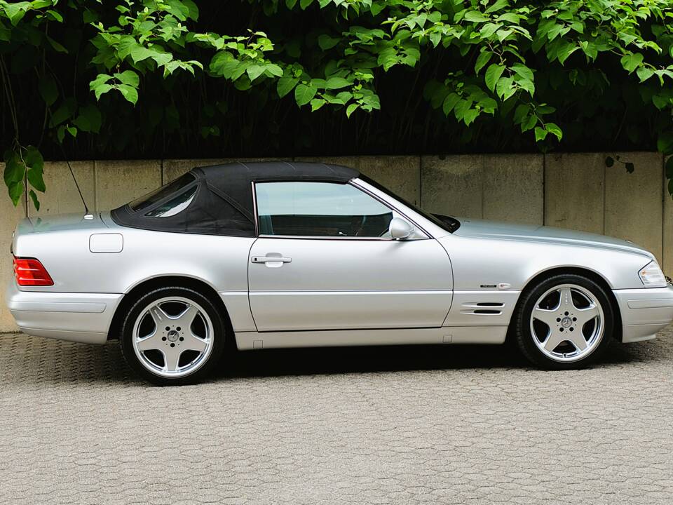 Bild 22/63 von Mercedes-Benz SL 320 &quot;Final Edition&quot; (2001)