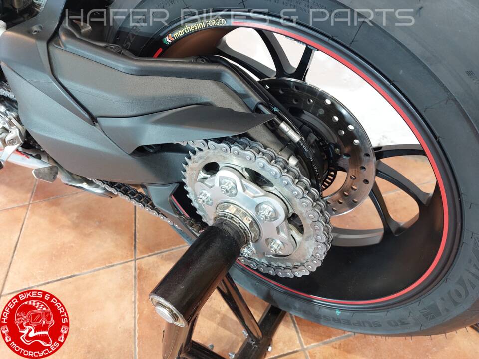 Image 40/42 of Ducati 1199 Panigale S Tricolore (2012)