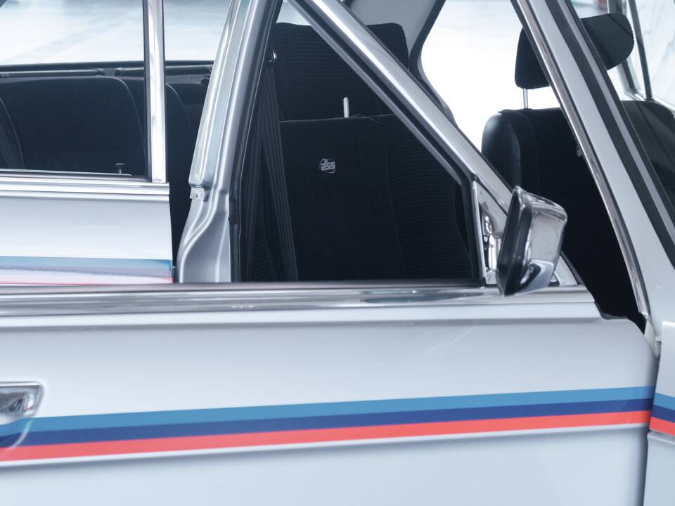 Bild 14/50 von BMW M 535i (1979)