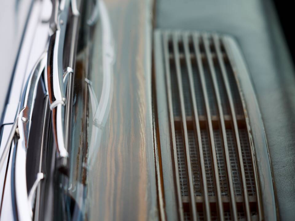 Image 58/84 of Mercedes-Benz 280 SE 3,5 (1970)