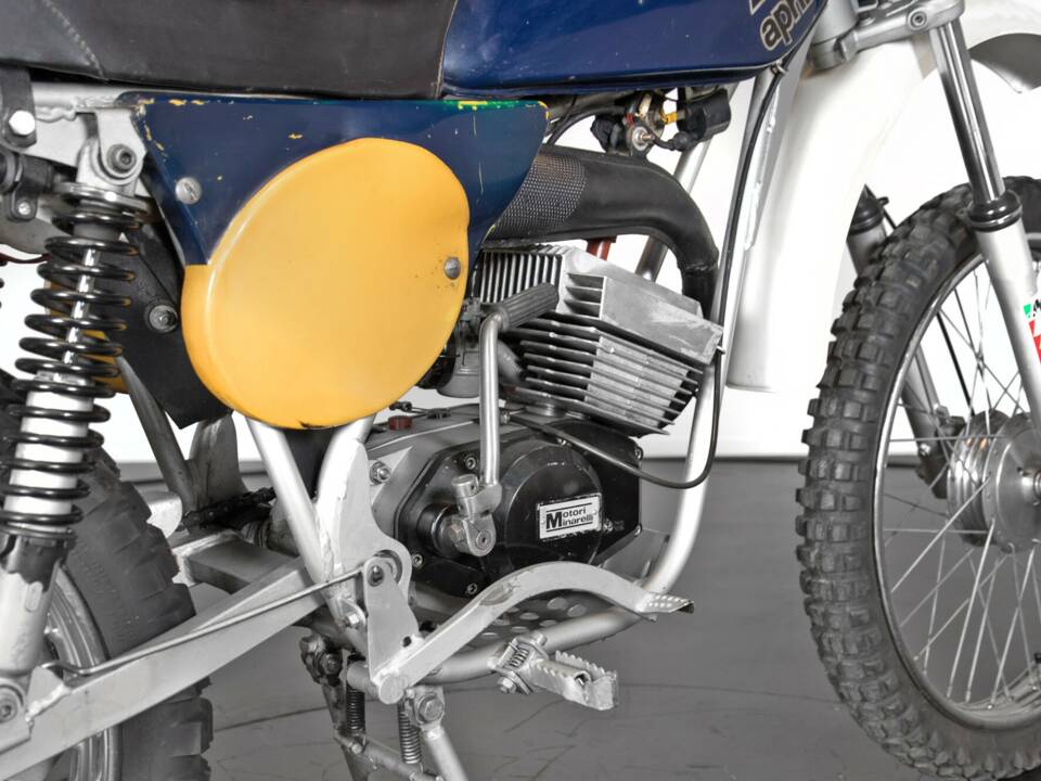 Immagine 7/15 di Aprilia Scarabeo 50 (1976)