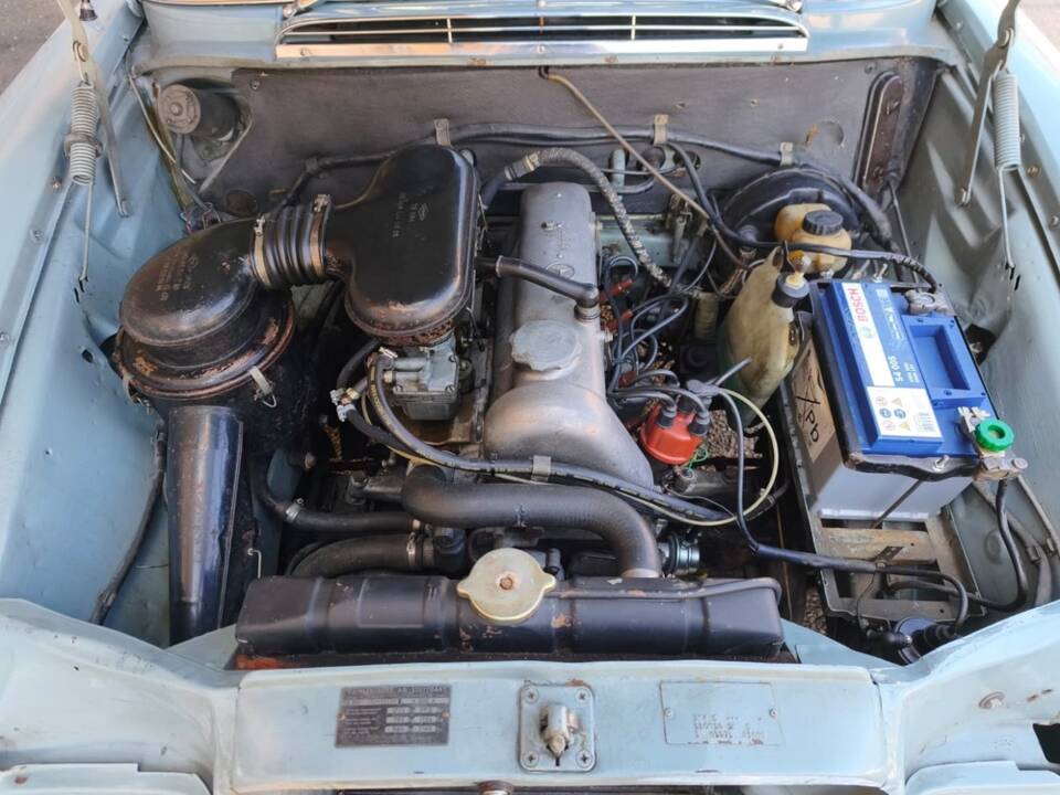 Afbeelding 15/25 van Mercedes-Benz 200 (1967)
