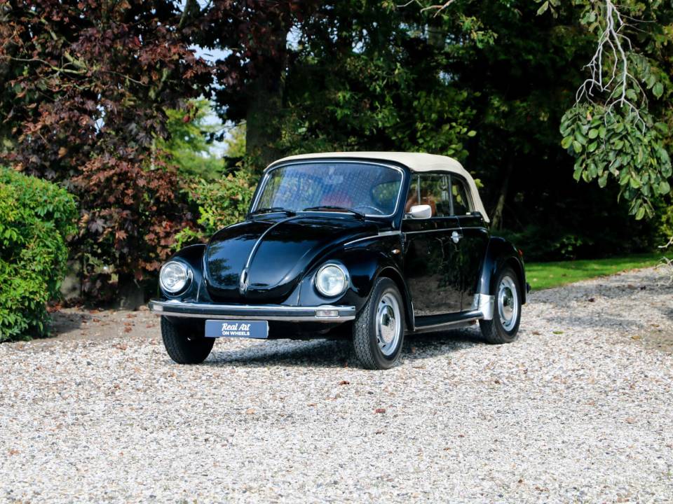 Image 10/33 of Volkswagen Beetle 1303 (1976)