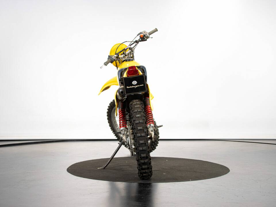 Image 3/46 of Suzuki PE 175 (1981)